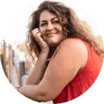 Mulher obesa sorrindo